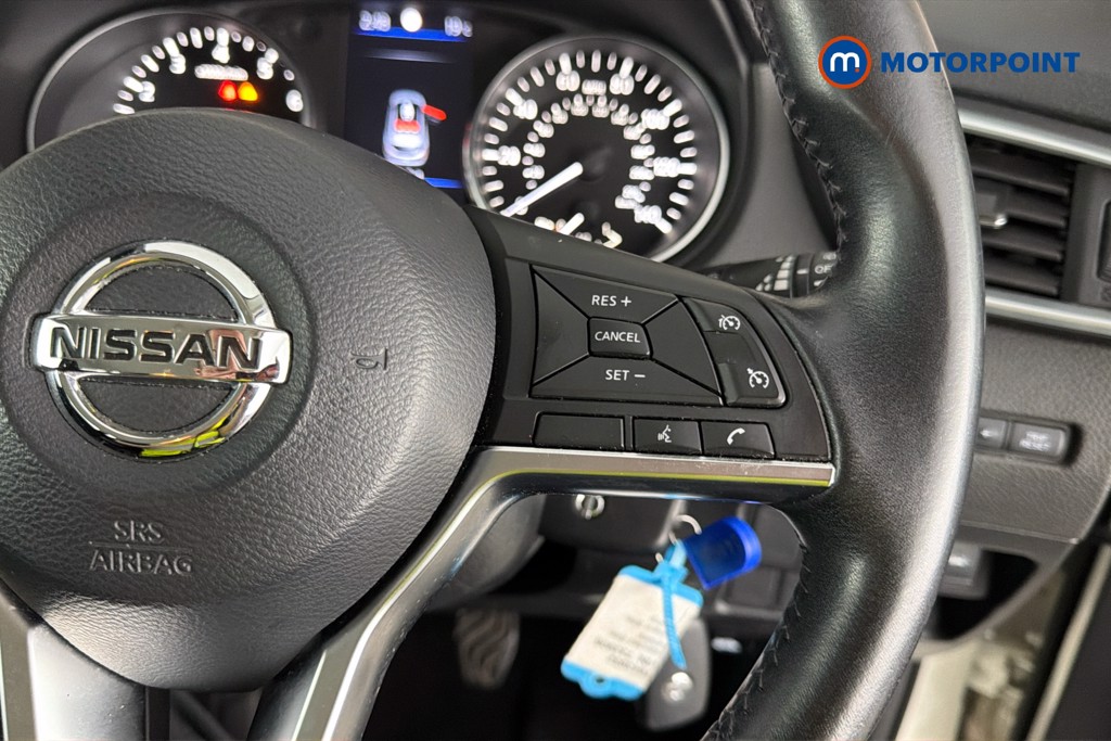 Nissan Qashqai Acenta Premium Manual Petrol SUV - Stock Number (1643932) - 4th supplementary image