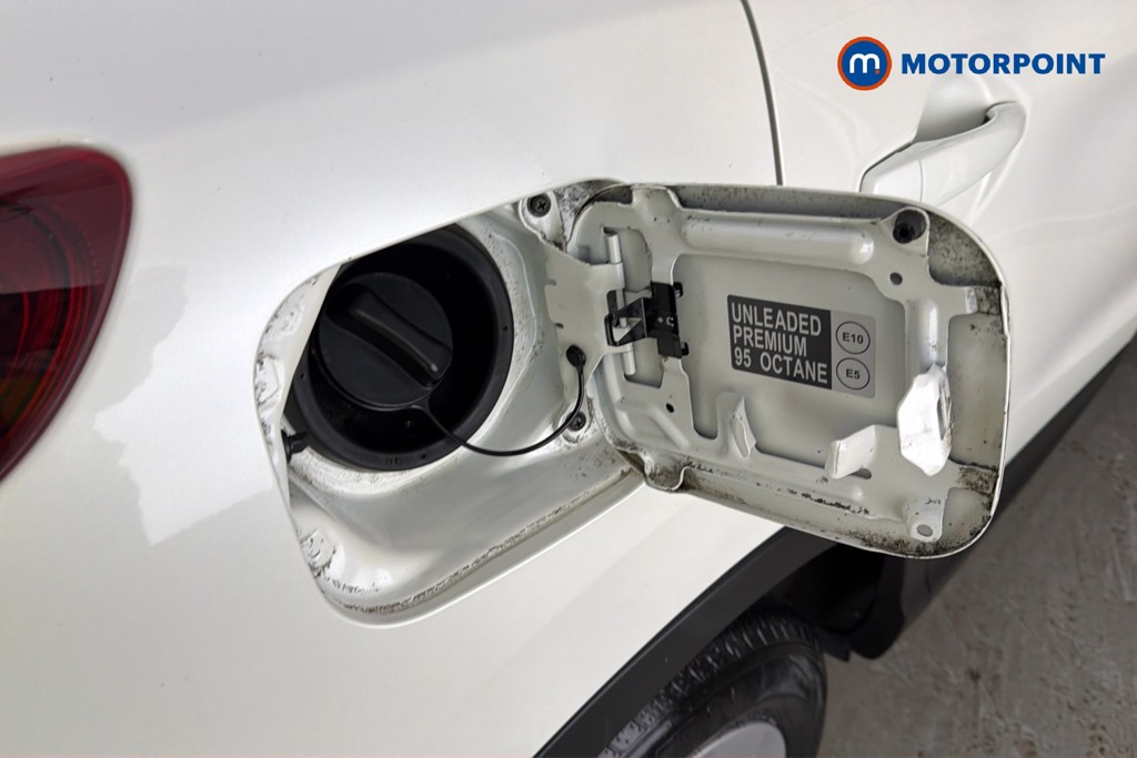 Nissan Qashqai Acenta Premium Manual Petrol SUV - Stock Number (1643932) - 41st supplementary image