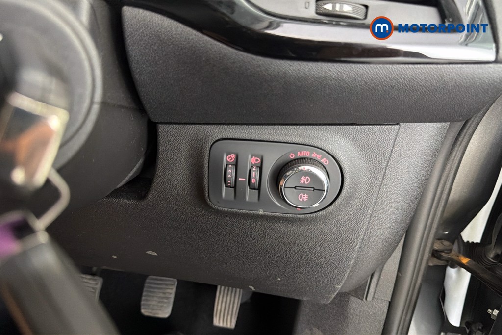 Vauxhall Corsa Sri Nav Manual Petrol Hatchback - Stock Number (1644398) - 18th supplementary image