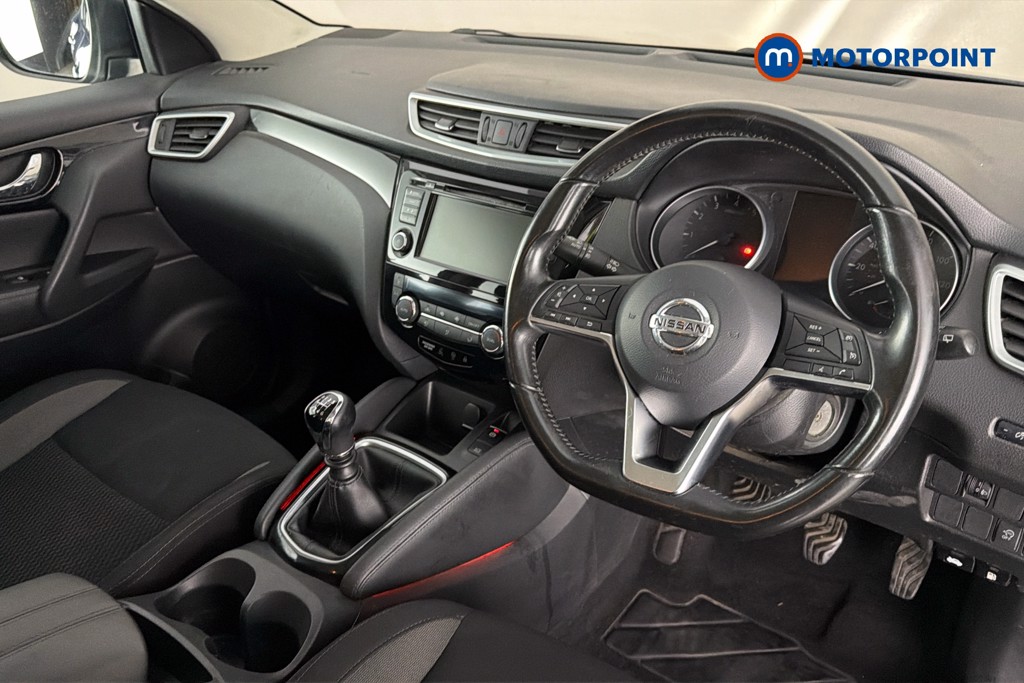 Nissan Qashqai Acenta Premium Manual Petrol SUV - Stock Number (1646856) - 2nd supplementary image