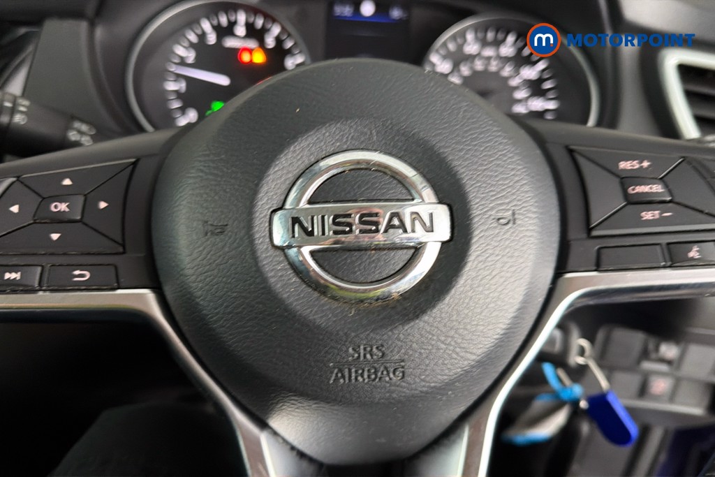 Nissan Qashqai Acenta Premium Manual Petrol SUV - Stock Number (1646856) - 5th supplementary image