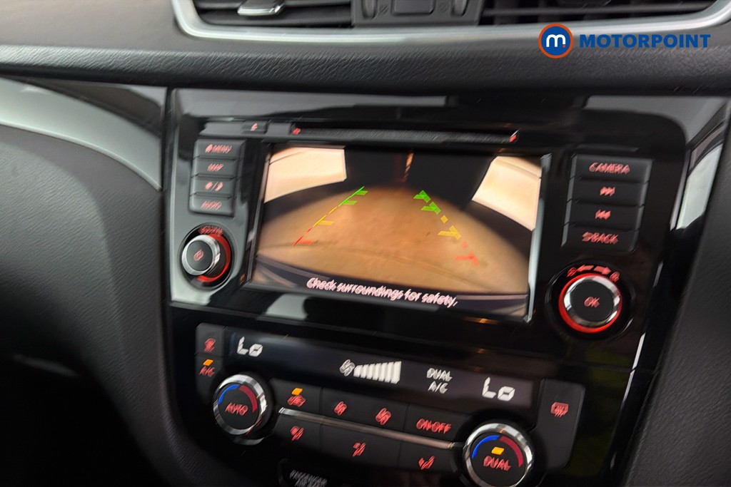 Nissan Qashqai Acenta Premium Manual Petrol SUV - Stock Number (1646856) - 13th supplementary image