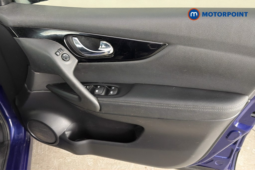 Nissan Qashqai Acenta Premium Manual Petrol SUV - Stock Number (1646856) - 19th supplementary image