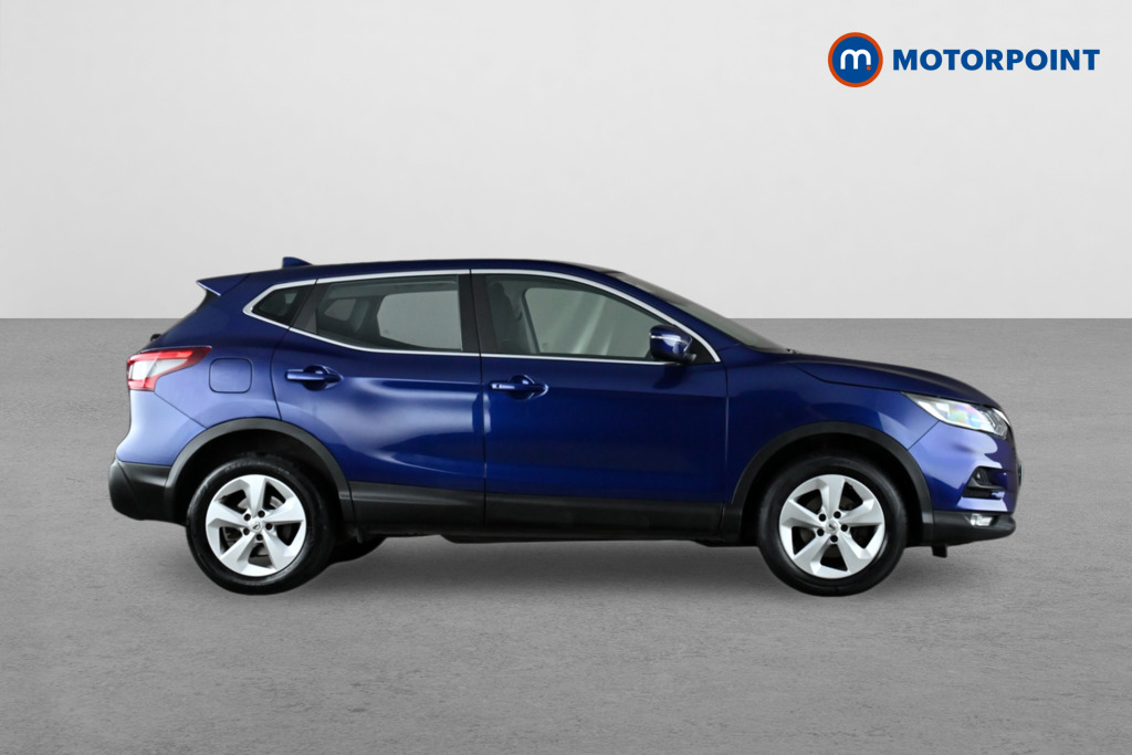 Nissan Qashqai Acenta Premium Manual Petrol SUV - Stock Number (1646856) - Drivers side