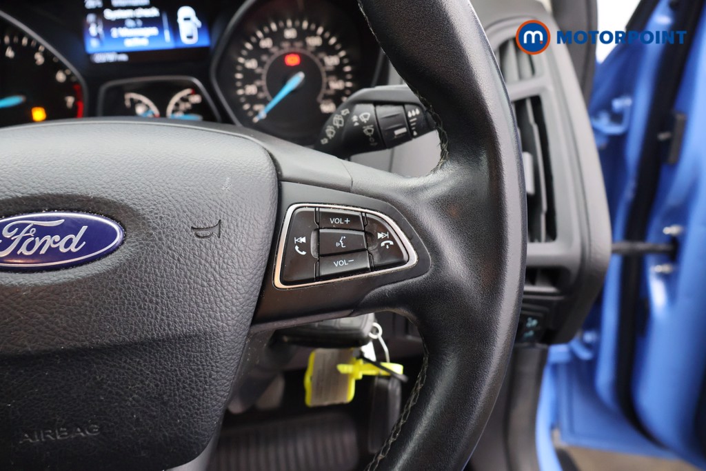 Ford Focus Zetec Edition Manual Petrol Hatchback - Stock Number (1648055) - 7th supplementary image