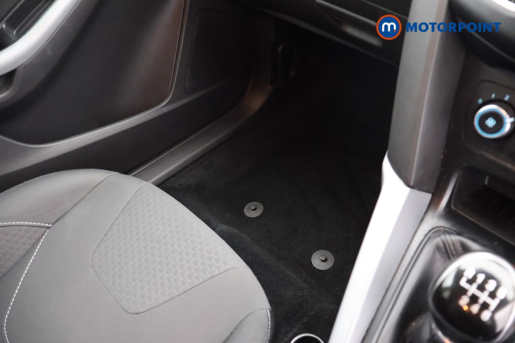Ford Focus Zetec Edition Manual Petrol Hatchback - Stock Number (1648055) - 12th supplementary image