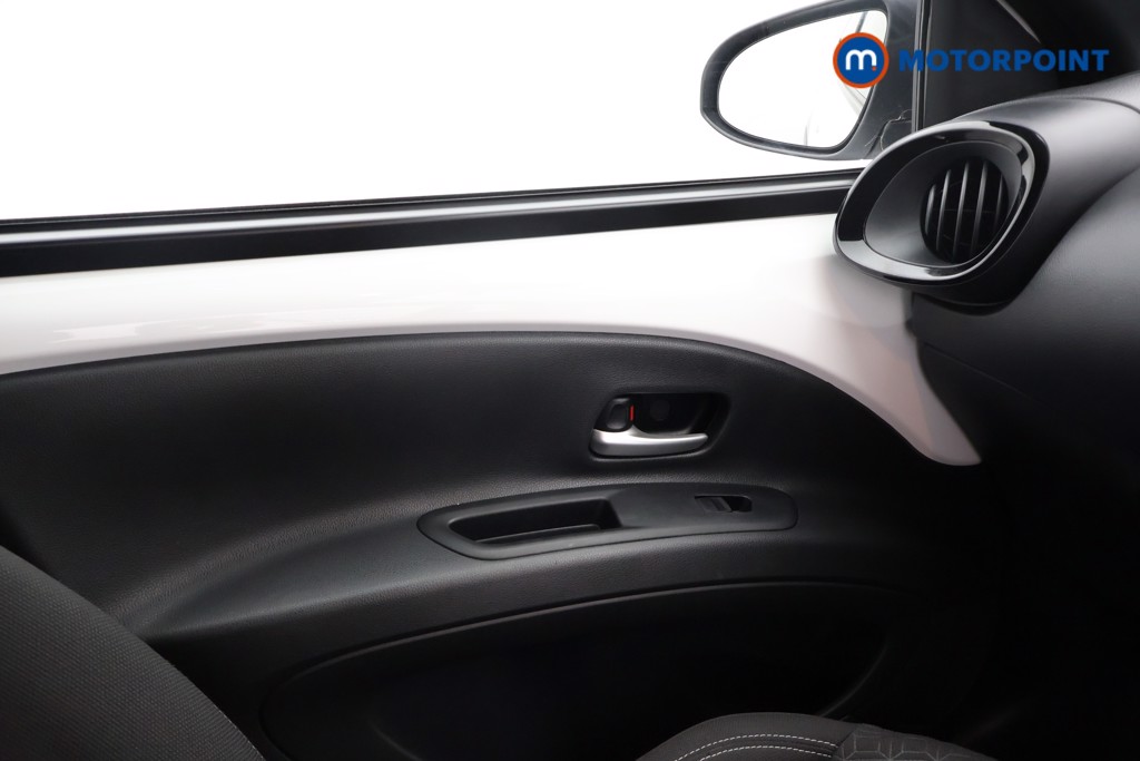 Toyota Aygo X Edge Manual Petrol Hatchback - Stock Number (1648232) - 10th supplementary image