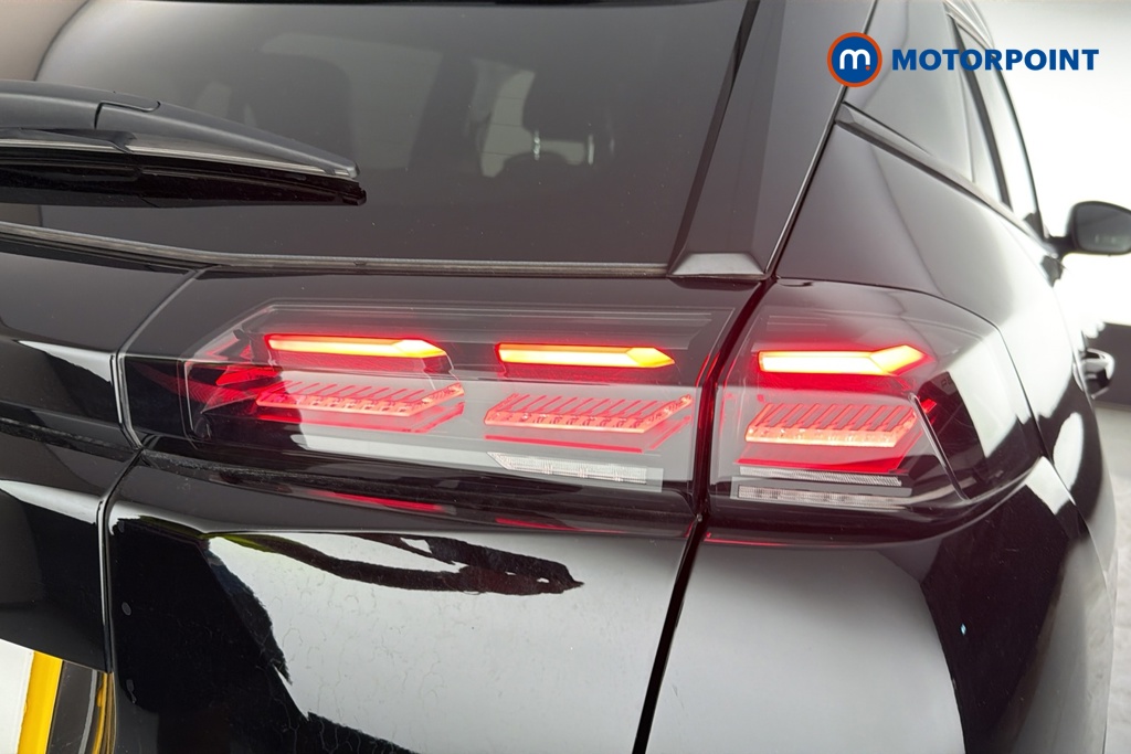 Peugeot 2008 Allure Manual Petrol SUV - Stock Number (1649508) - 36th supplementary image