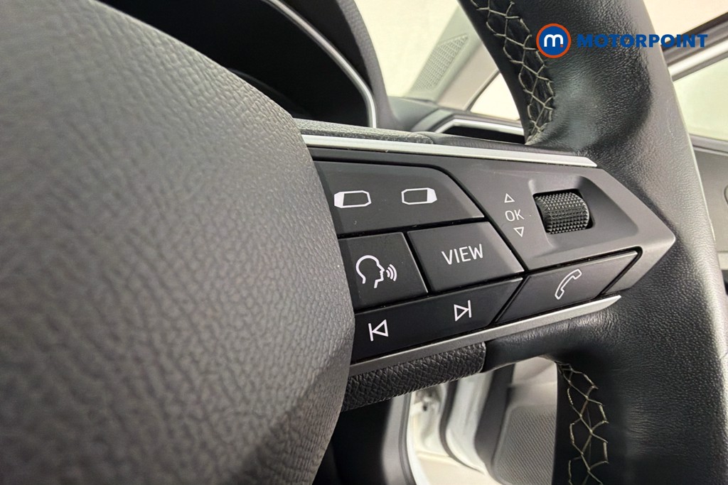 Seat Leon Se Dynamic Manual Petrol Hatchback - Stock Number (1650325) - 4th supplementary image