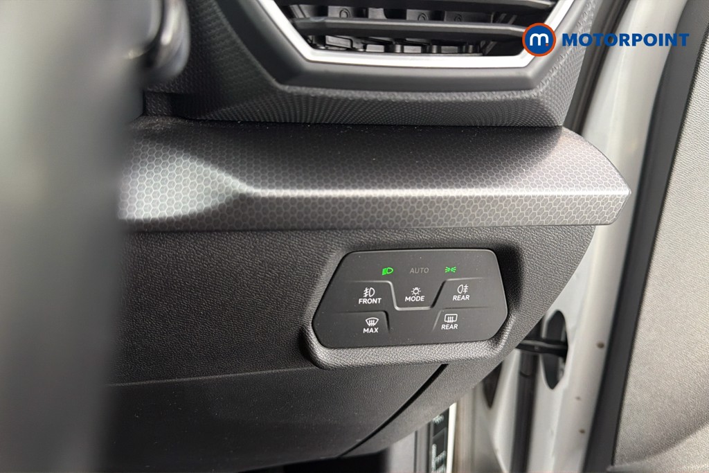 Seat Leon Se Dynamic Manual Petrol Hatchback - Stock Number (1650325) - 18th supplementary image