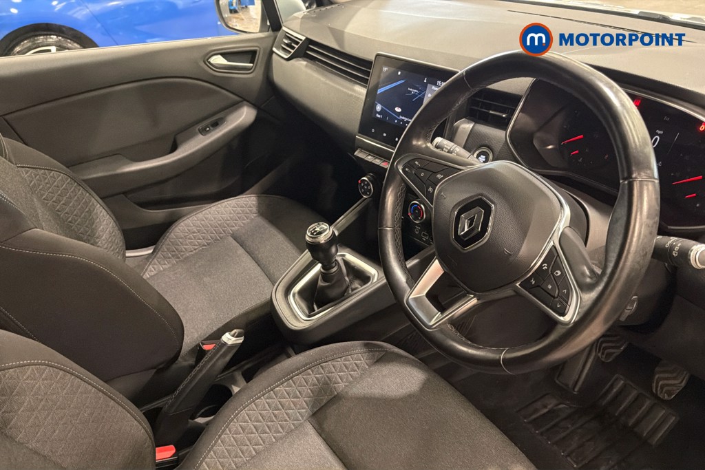 Renault Clio Iconic Manual Petrol Hatchback - Stock Number (1650740) - 2nd supplementary image