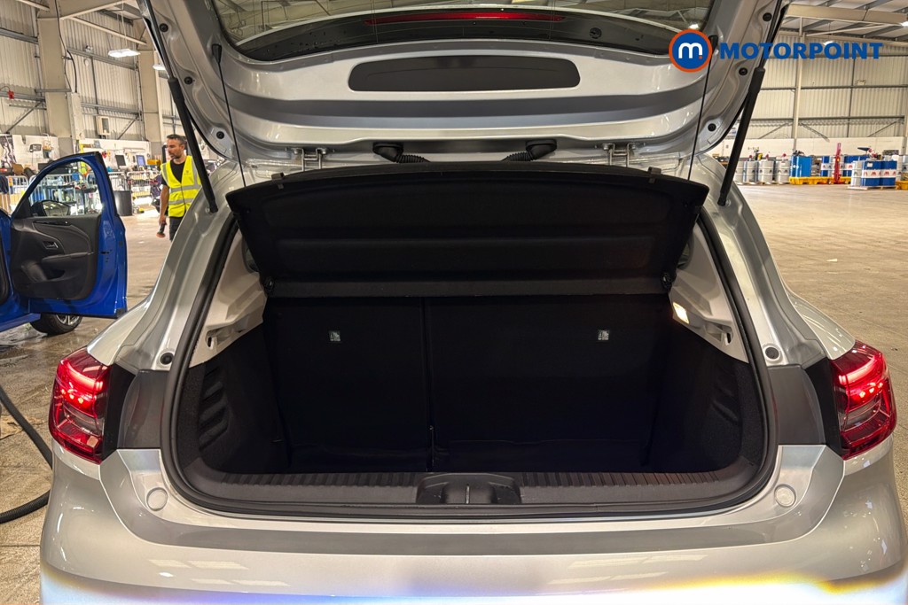 Renault Clio Iconic Manual Petrol Hatchback - Stock Number (1650740) - 33rd supplementary image