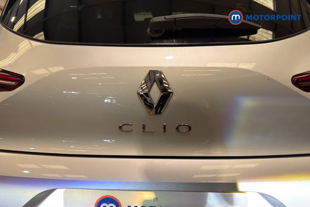 Renault Clio Iconic Manual Petrol Hatchback - Stock Number (1650740) - 37th supplementary image