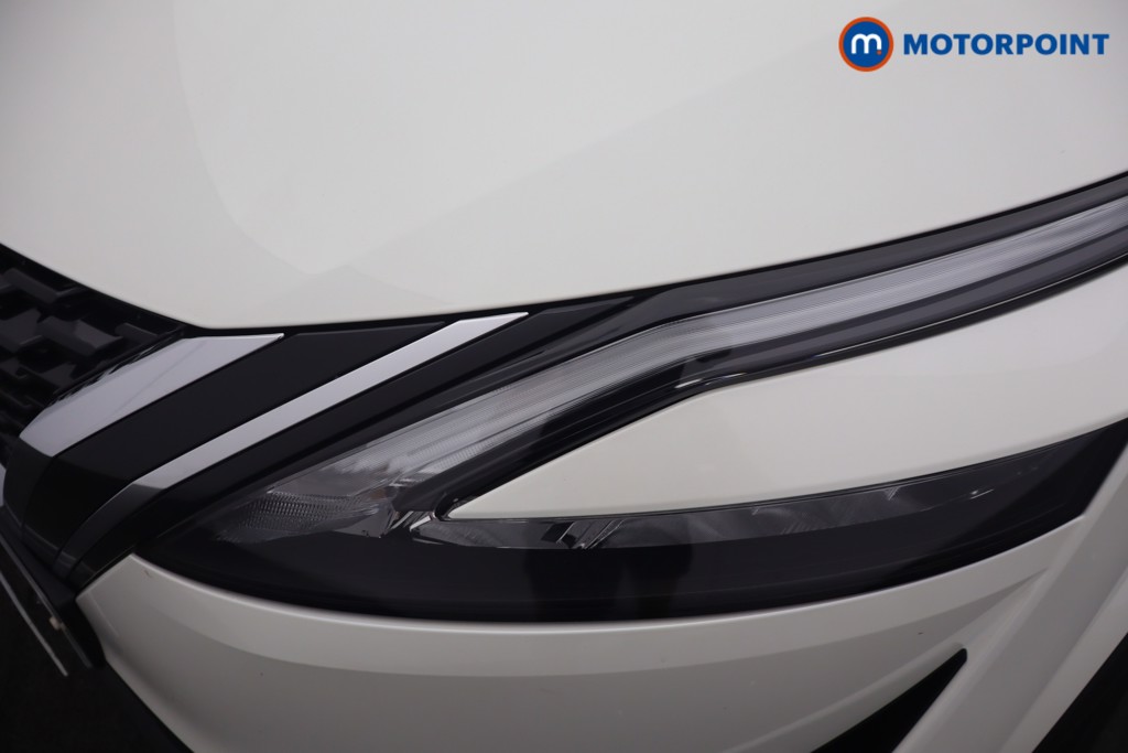Nissan Qashqai N-Connecta Manual Petrol SUV - Stock Number (1651065) - 28th supplementary image