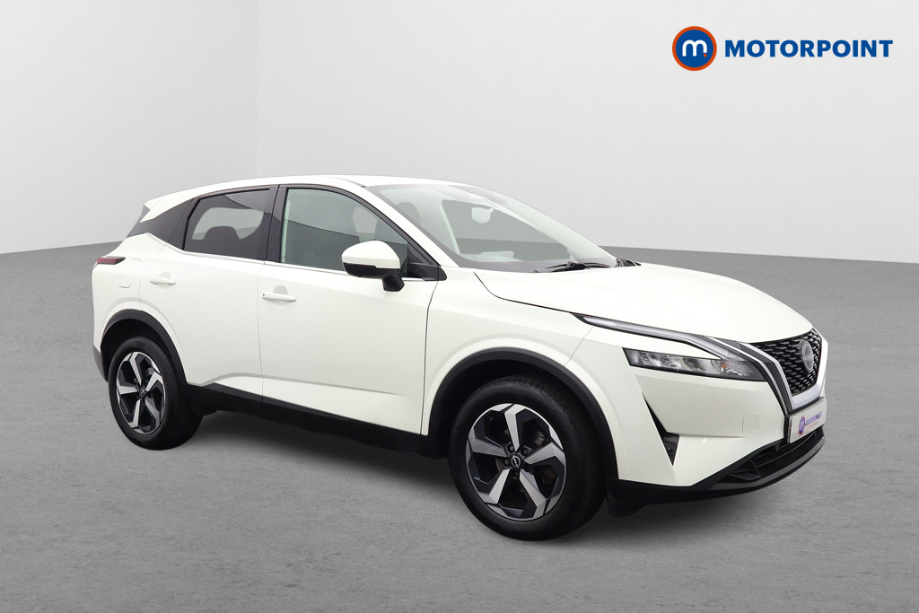 Nissan Qashqai N-Connecta Manual Petrol SUV - Stock Number (1651065) - Drivers side front corner