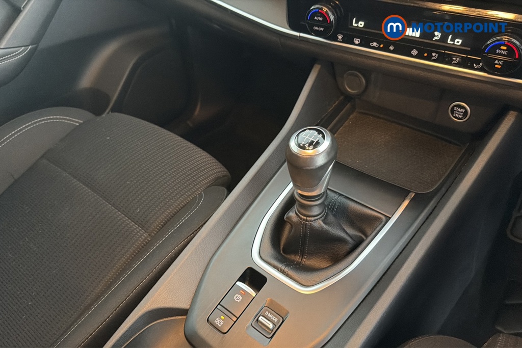 Nissan Qashqai Acenta Premium Manual Petrol SUV - Stock Number (1651078) - 15th supplementary image