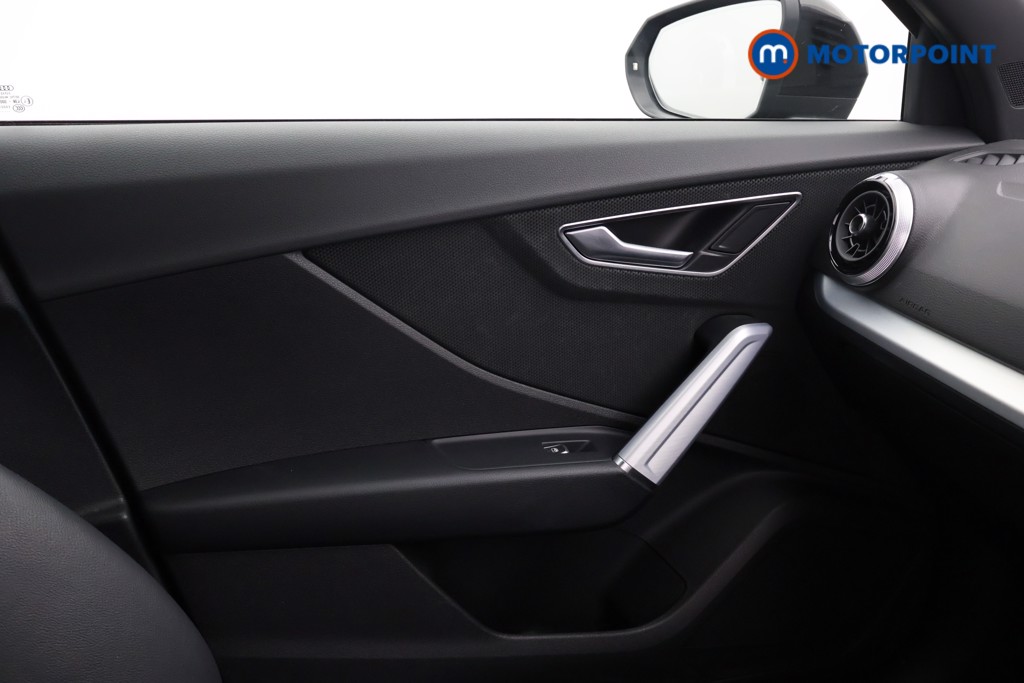 Audi Q2 Black Edition Manual Petrol SUV - Stock Number (1651307) - 11th supplementary image