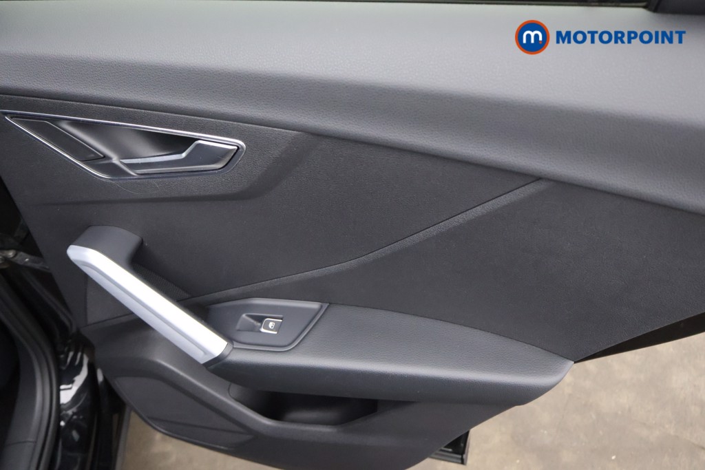 Audi Q2 Black Edition Manual Petrol SUV - Stock Number (1651307) - 17th supplementary image