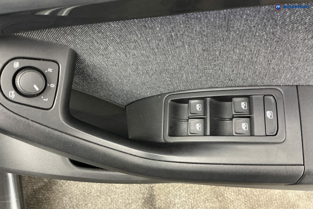 Seat Ateca Se Technology Manual Petrol SUV - Stock Number (1651328) - 16th supplementary image