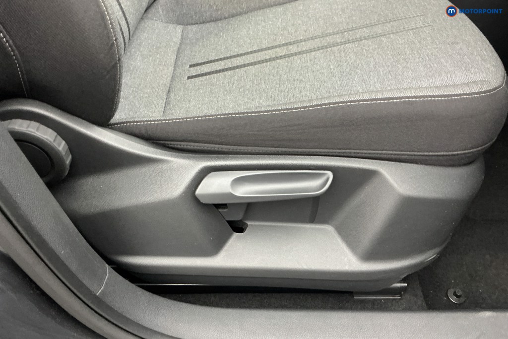 Seat Ateca Se Technology Manual Petrol SUV - Stock Number (1651328) - 17th supplementary image