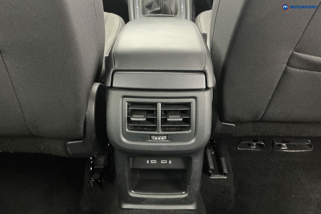 Seat Ateca Se Technology Manual Petrol SUV - Stock Number (1651328) - 18th supplementary image