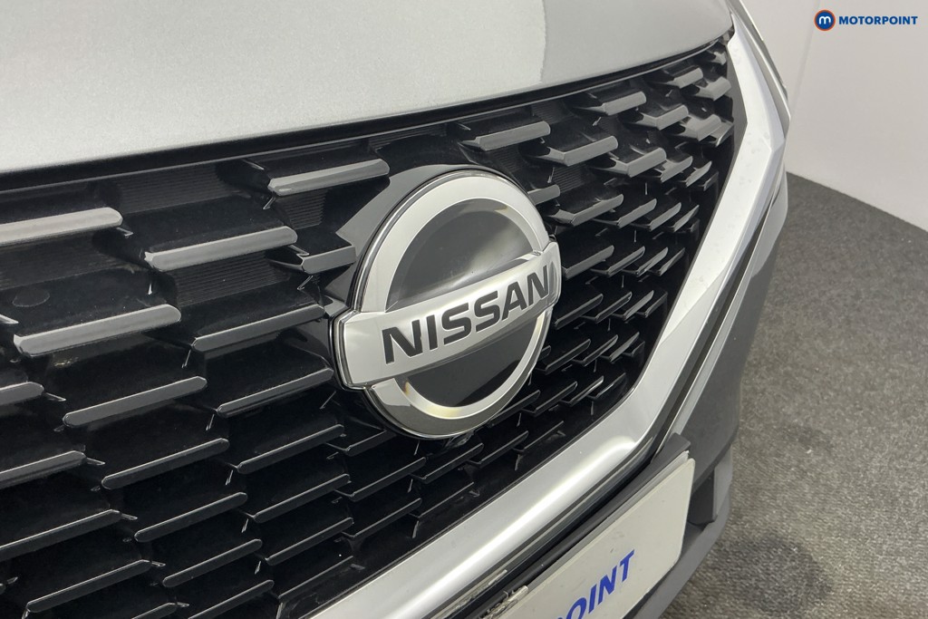 Nissan Qashqai N-Connecta Manual Petrol SUV - Stock Number (1651402) - 20th supplementary image