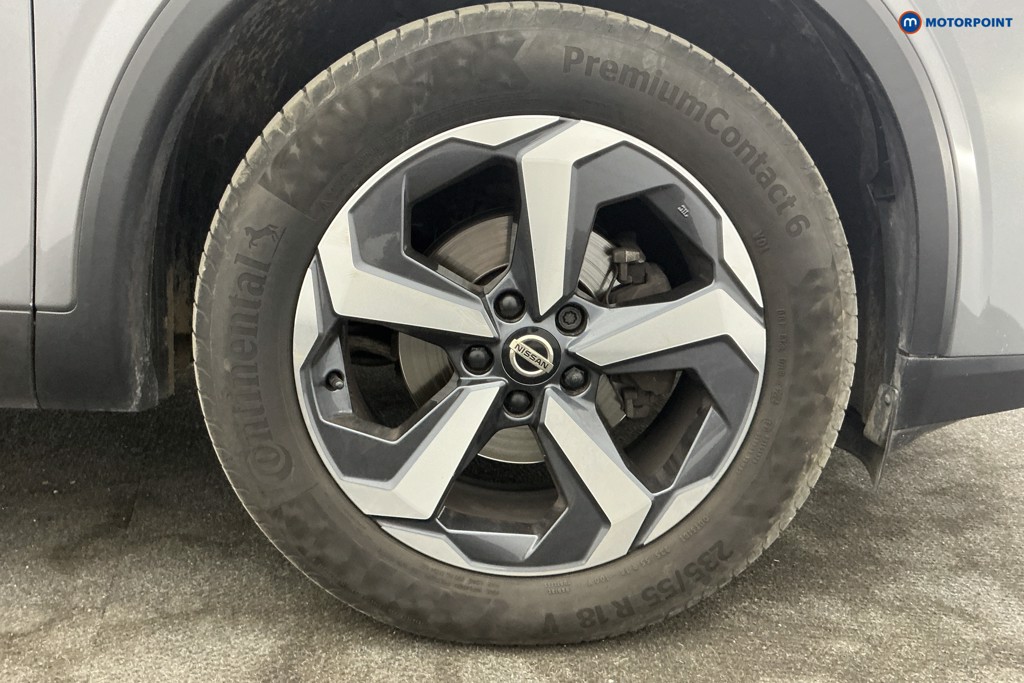 Nissan Qashqai N-Connecta Manual Petrol SUV - Stock Number (1651402) - 22nd supplementary image