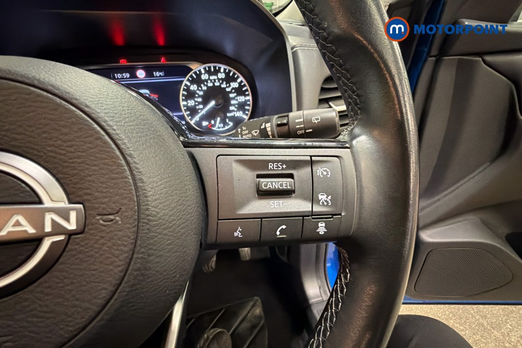 Nissan Qashqai Acenta Premium Manual Petrol SUV - Stock Number (1651457) - 4th supplementary image