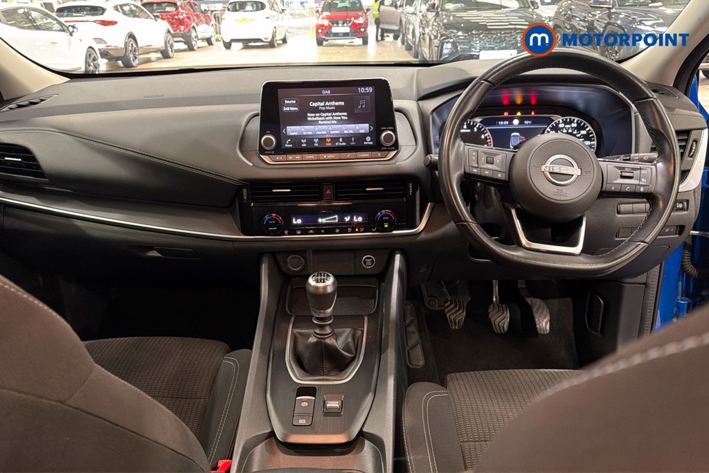 Nissan Qashqai Acenta Premium Manual Petrol SUV - Stock Number (1651457) - 1st supplementary image