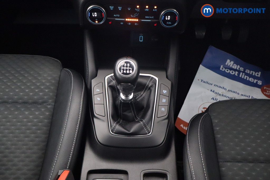 Ford Focus Titanium X Manual Petrol Hatchback - Stock Number (1651834) - 6th supplementary image
