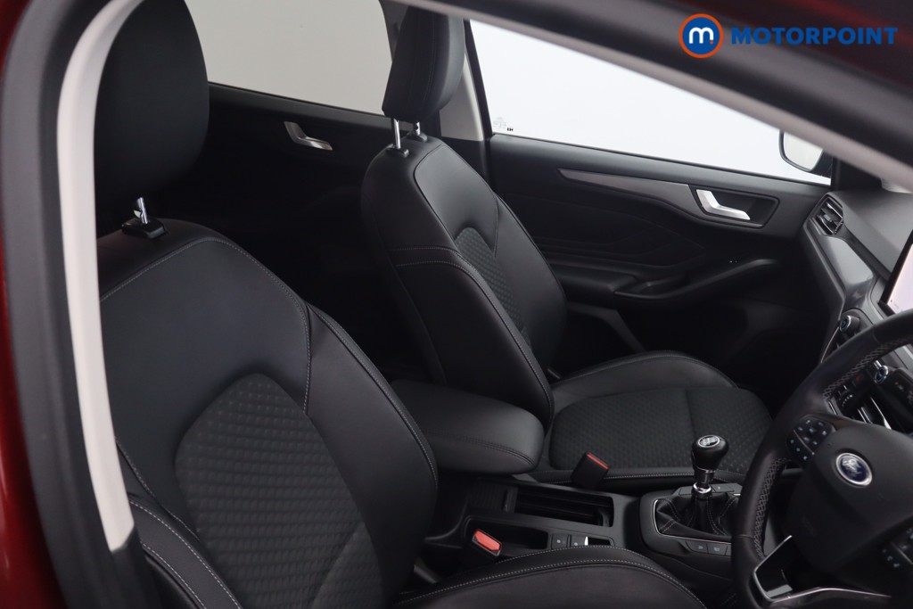 Ford Focus Titanium X Manual Petrol Hatchback - Stock Number (1651834) - 14th supplementary image