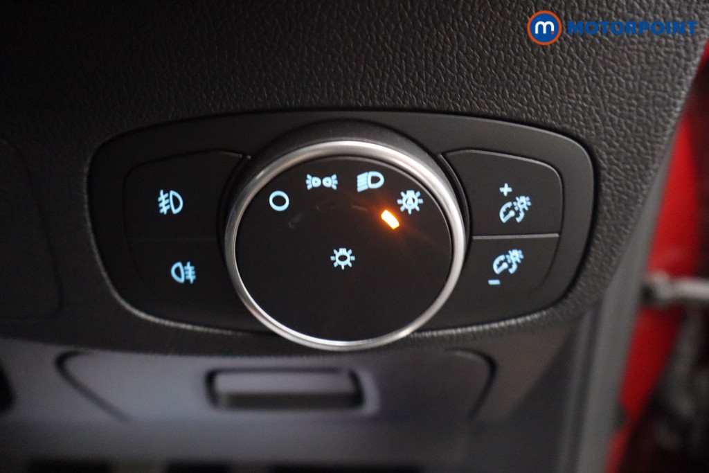 Ford Focus Titanium X Manual Petrol Hatchback - Stock Number (1651834) - 16th supplementary image