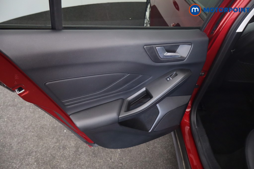 Ford Focus Titanium X Manual Petrol Hatchback - Stock Number (1651834) - 31st supplementary image