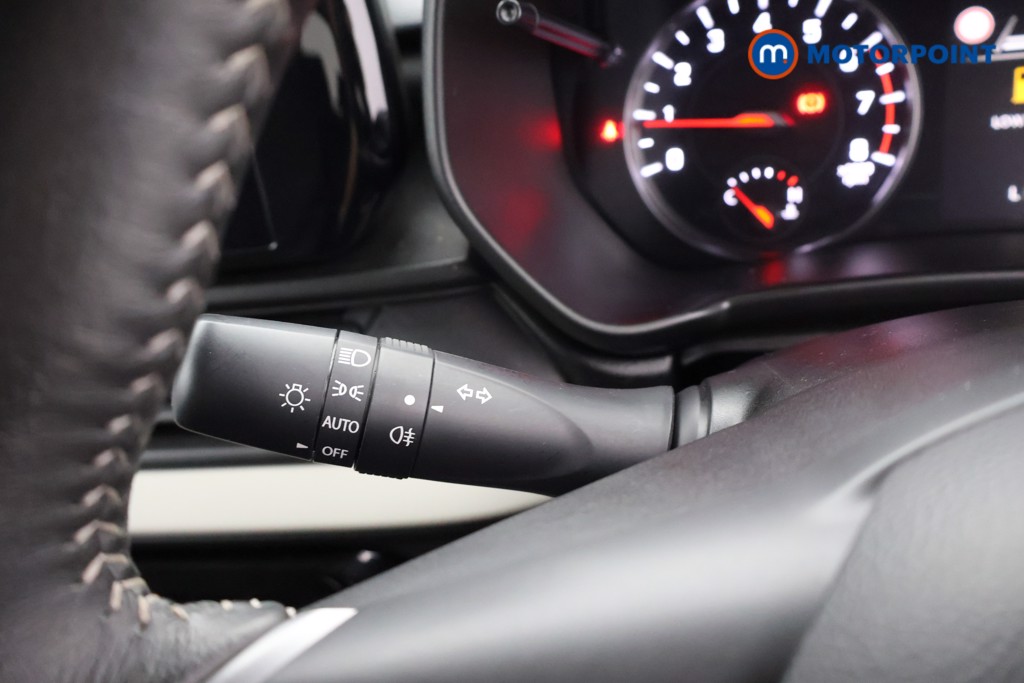 Suzuki Swift Motion Manual Petrol Hatchback - Stock Number (1651947) - 6th supplementary image