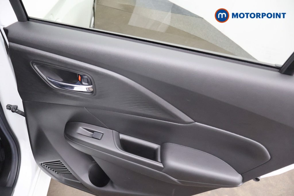 Suzuki Swift Motion Manual Petrol Hatchback - Stock Number (1651947) - 16th supplementary image