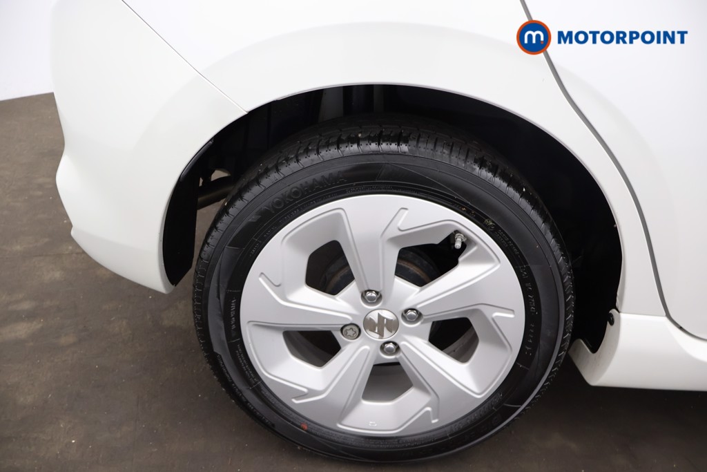 Suzuki Swift Motion Manual Petrol Hatchback - Stock Number (1651947) - 20th supplementary image