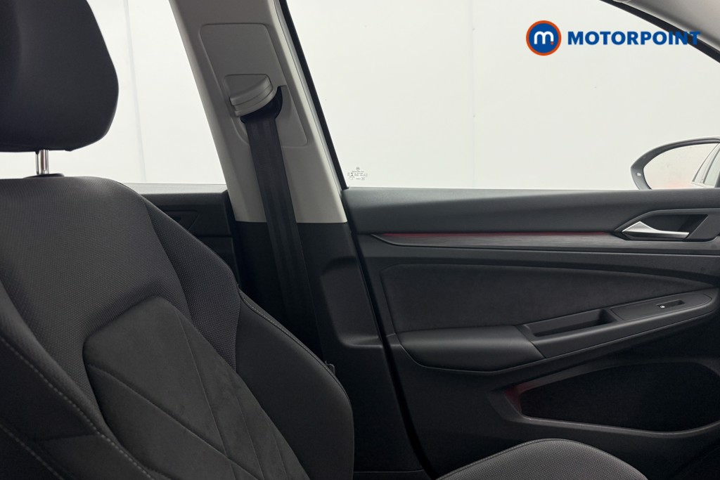 Volkswagen Golf Style Automatic Petrol Plug-In Hybrid Hatchback - Stock Number (1652024) - 43rd supplementary image