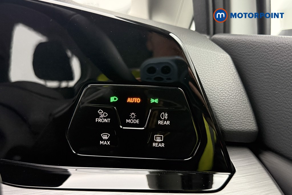 Volkswagen Golf Style Automatic Petrol Plug-In Hybrid Hatchback - Stock Number (1652024) - 45th supplementary image