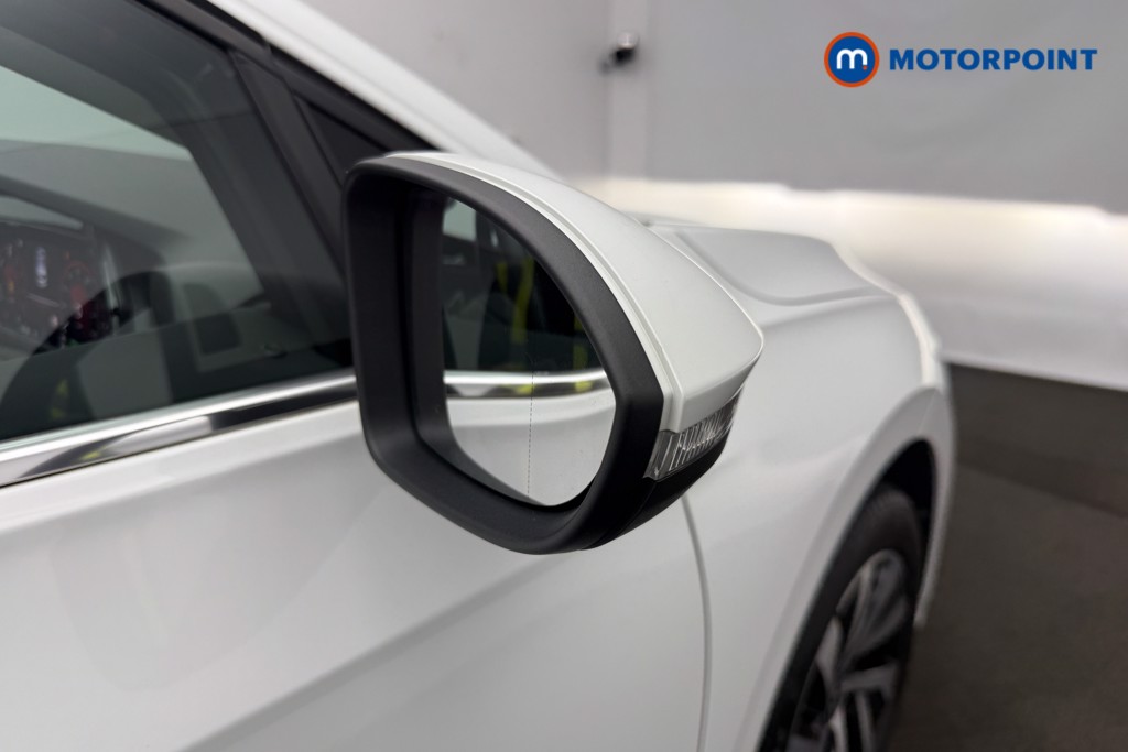 Volkswagen Golf Style Automatic Petrol Plug-In Hybrid Hatchback - Stock Number (1652024) - 47th supplementary image
