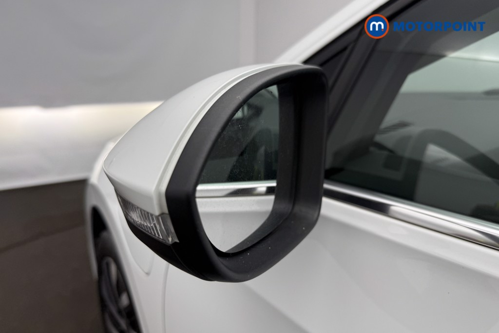 Volkswagen Golf Style Automatic Petrol Plug-In Hybrid Hatchback - Stock Number (1652024) - 49th supplementary image