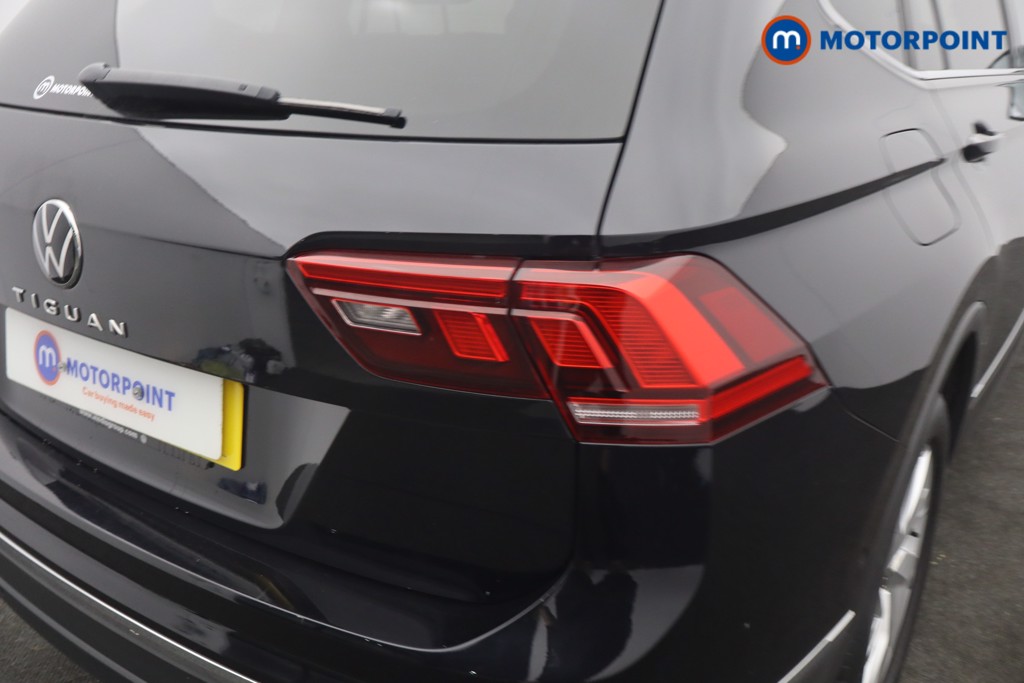 Volkswagen Tiguan Allspace Life Automatic Petrol SUV - Stock Number (1652099) - 3rd supplementary image