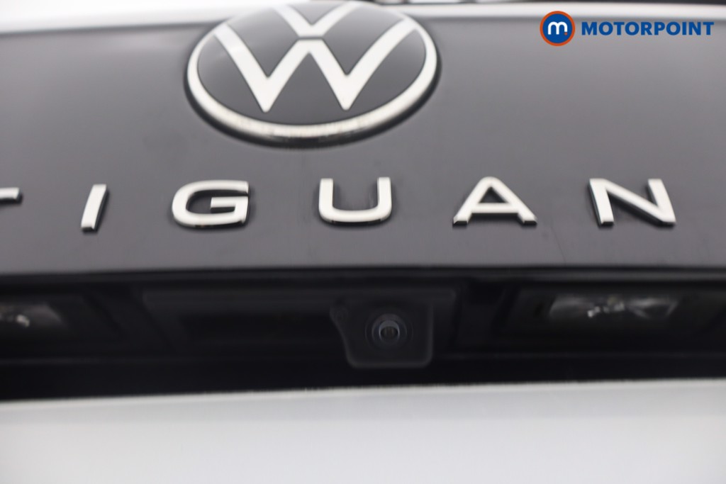 Volkswagen Tiguan Allspace Life Automatic Petrol SUV - Stock Number (1652099) - 5th supplementary image