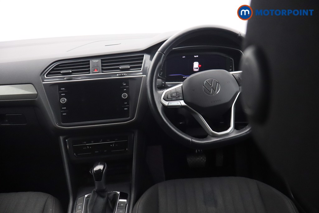 Volkswagen Tiguan Allspace Life Automatic Petrol SUV - Stock Number (1652099) - 10th supplementary image