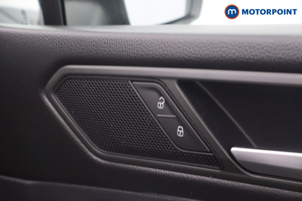 Volkswagen Tiguan Allspace Life Automatic Petrol SUV - Stock Number (1652099) - 12th supplementary image