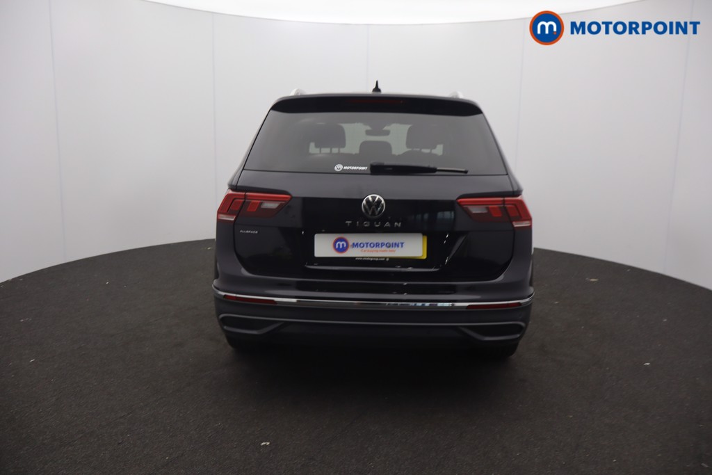 Volkswagen Tiguan Allspace Life Automatic Petrol SUV - Stock Number (1652099) - 1st supplementary image