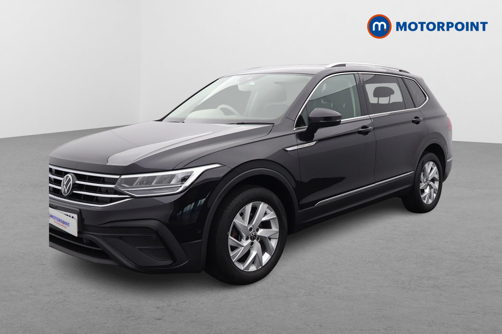 Volkswagen Tiguan Allspace Life Automatic Petrol SUV - Stock Number (1652099) - Passenger side front corner
