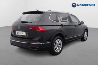 Volkswagen Tiguan Allspace Life Automatic Petrol SUV - Stock Number (1652099) - Drivers side rear corner