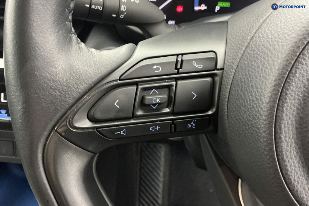 Toyota Yaris Cross Excel Automatic Petrol-Electric Hybrid Estate - Stock Number (1652681) - 11th supplementary image