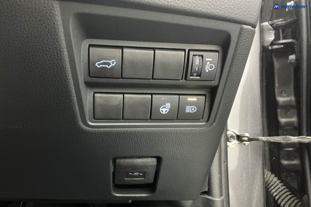 Toyota Yaris Cross Excel Automatic Petrol-Electric Hybrid Estate - Stock Number (1652681) - 13th supplementary image