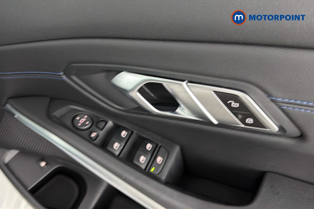 BMW 3 Series M Sport Automatic Petrol Plug-In Hybrid Saloon - Stock Number (1652696) - 42nd supplementary image